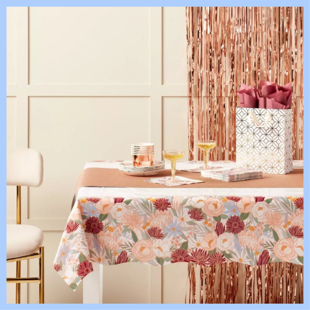 Mantel Rectangular con Borde Floral en Rose Gold