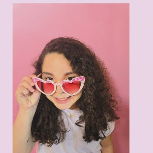 Lentes de Sol en Forma de Corazón